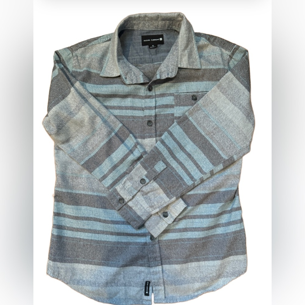 Ocean Current boys long sleeve flannel button down shirt XL